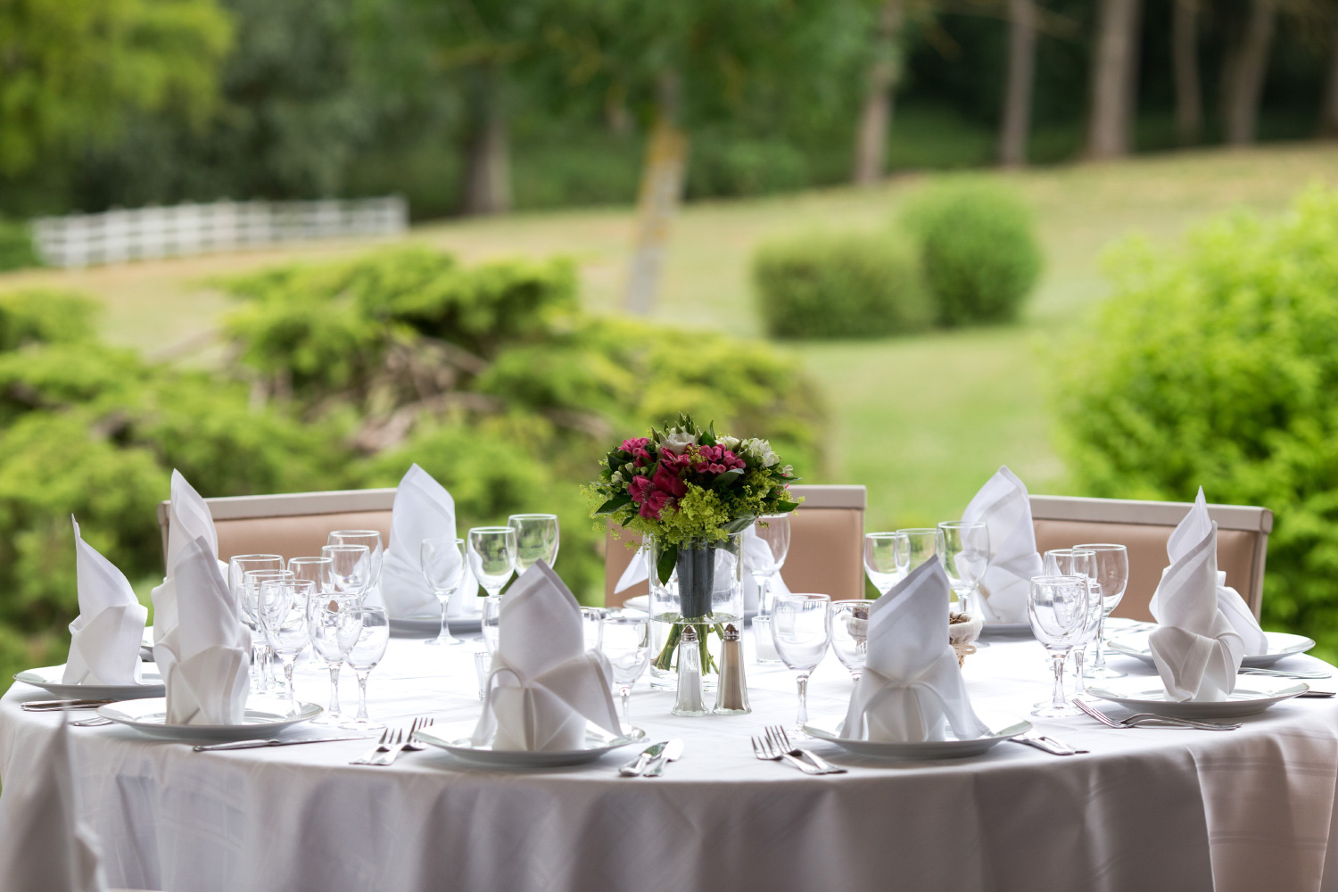 réunion et déjeuner d'affaire au Domaine de la Chanterelle